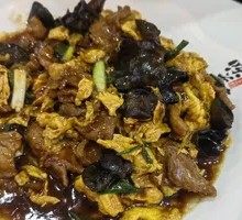 Sour-Spicy Wood Ear Mushroom Rice Bowl