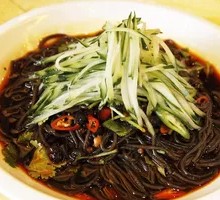 Sour Spicy Jelly Noodles