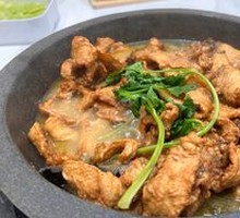 Sour Cabbage Stone Pot Fish