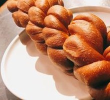 Crispy Fried Dough Twists