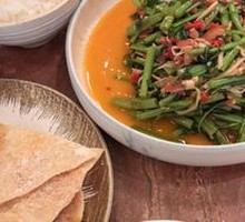Sour Bamboo Shoots with Water Spinach