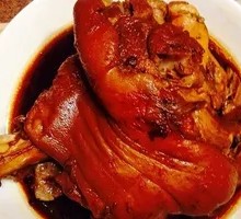 Homemade Braised Pork Elbow