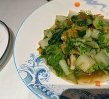 Pork lard croutons with Chinese cabbage