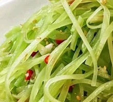 Crisp lettuce strips