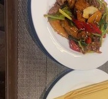 Home-style Stir-fried Pork with Pancake