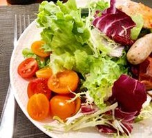 Caesar Salad with Grilled Shrimp