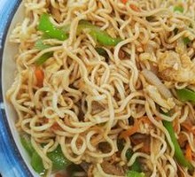 Stir-Fried Instant Noodles