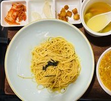 Golden Crab Roe Noodles