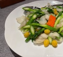 Asparagus Stir-Fried with Lily Bulb