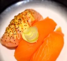 Salmon California Roll