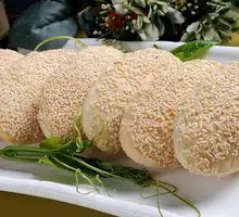 Sugar-glazed flatbread