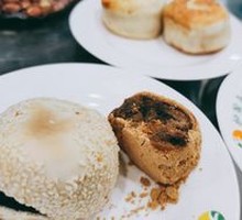 Beijing-style sweet rice roll