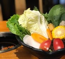 Colorful Vegetable Platter
