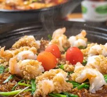 Stewed Pig Intestines with Green Peas