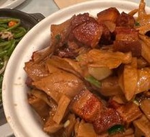Bamboo Shoots Braised Pork