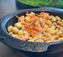 Stir-Fried Garlic Shrimp with Tail
