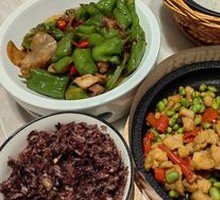 Stewed Claypot Rice