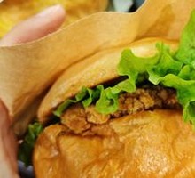 Angus Beef Cheeseburger