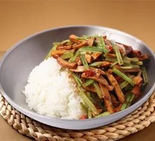 Stir-Fried Celery with Tofu Cubes Bowl