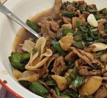 Hunan-style chili stir-fried pork