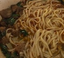 Sliced Noodles with Meat Sauce