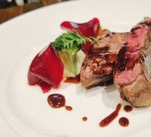 Angus Ribeye Steak with Vegetables and Balsamic Sauce