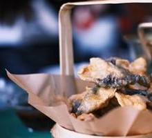 Salted Egg Yolk Fried Fish Skin