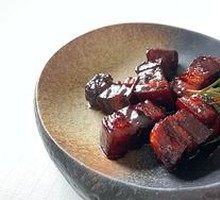Braised Pork with Perilla