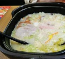 Axiang Crossing-the-bridge Rice Noodles