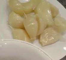 Crisp Sweet Pickled Garlic