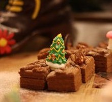 Raspberry Chocolate Cake