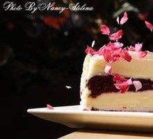 Red Velvet Cheesecake