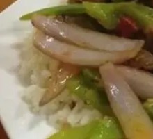 Onion Stir-Fried Beef Rice Bowl