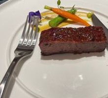 Fruitwood Grilled Steak