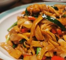 Stir-Fried Crisp Bamboo Shoots