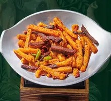 Stir-fried Beef Jerky with Lotus Stems