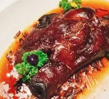 Braised Pork Trotter