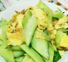 Cucumber and Egg Stir-Fry