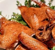 Longjing Tea-Scented Young Pigeon