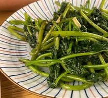 Stir-fried Sweet Potato Leaves