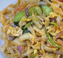 Tomato and Egg Stir-fried with Knife-cut Noodles
