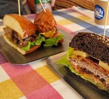 Signature Beef Burger