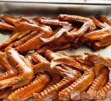 Zhou Hei Ya Duck Wings