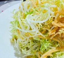 Bitter lettuce with sesame noodles