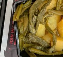 Potato and Green Bean Stir-fry