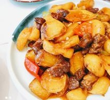 Beef Stewed with Potatoes