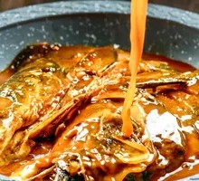 Braised Fish Head with Soy Sauce