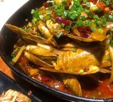 Spicy Stir-Fried Clams