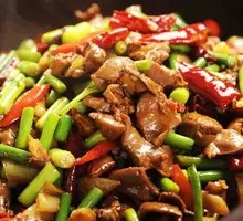 Spicy Stir-Fried Chicken with Dry Pot