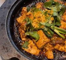 Sea Urchin Tofu in Stone Pot